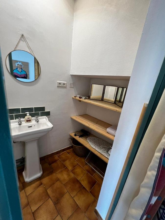 Appartamento Au Calme Terrasse Privée Place De Parking Sécurisée *