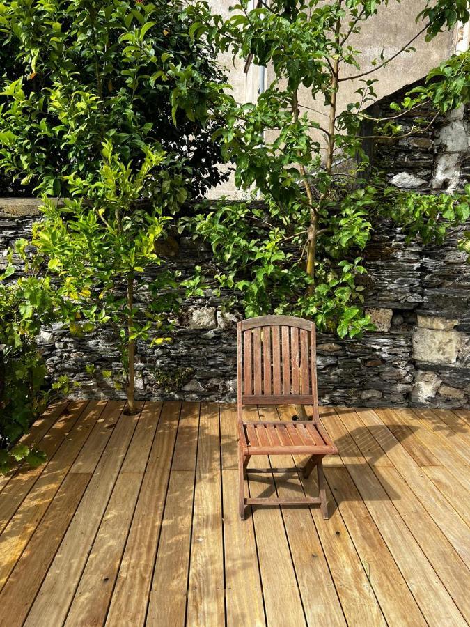 Appartement Au Calme Terrasse Privée Place De Parking Sécurisée *